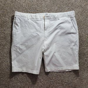 IZOD Men's Saltwater Stretch Chino Shorts - Bright White 42 x 9.5